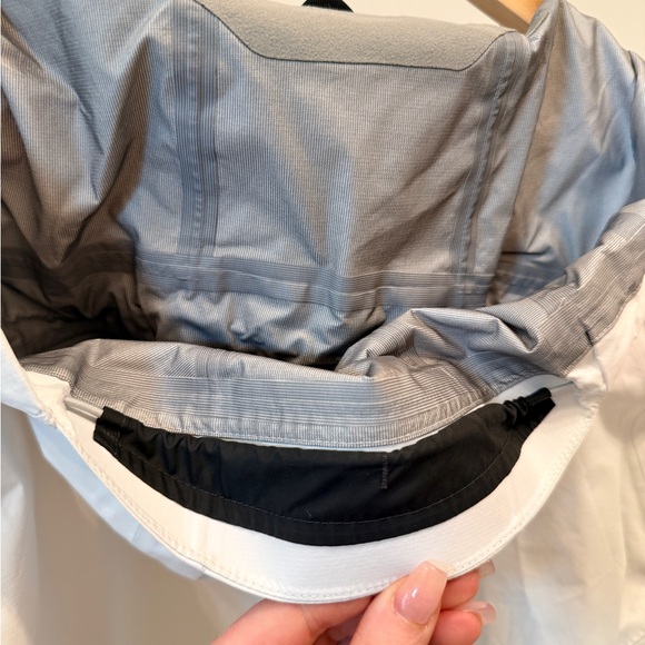 Patagonia Torrentshell 3L Jacket - Picture 13 of 13